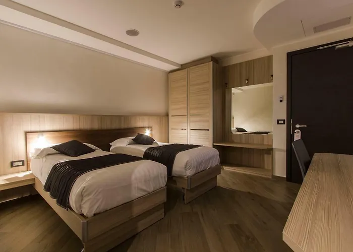 Mito Hotel Châtillon